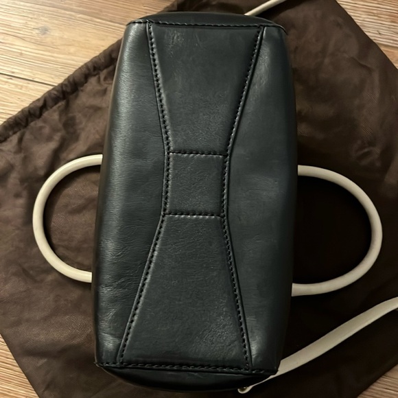 Kate Spade Crossbody Satchel purse - black and tan - Picture 6 of 8